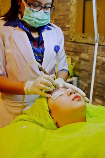 rumah sakit pupuk kaltim bontang rspkt sangatta sengatta kalimantan timur skin care perawatan dokter kecantikan mikrodermabrasi